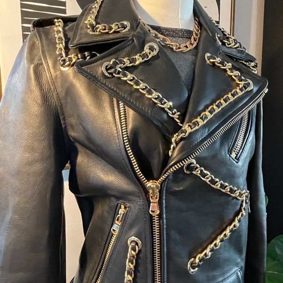 Moschino x H&M Limited Edition Leather with Gold chain link Jacket - Picture 8 of 10